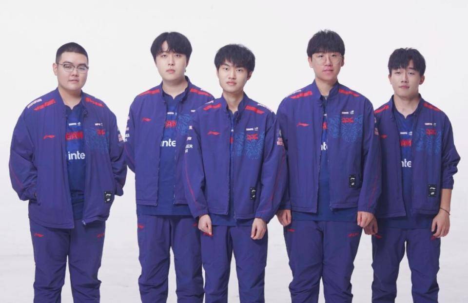 开云体育中国-关于JDG险胜IG，Deft关键团战开团秒人鏖战多局2025世界赛，引爆全场热议的信息