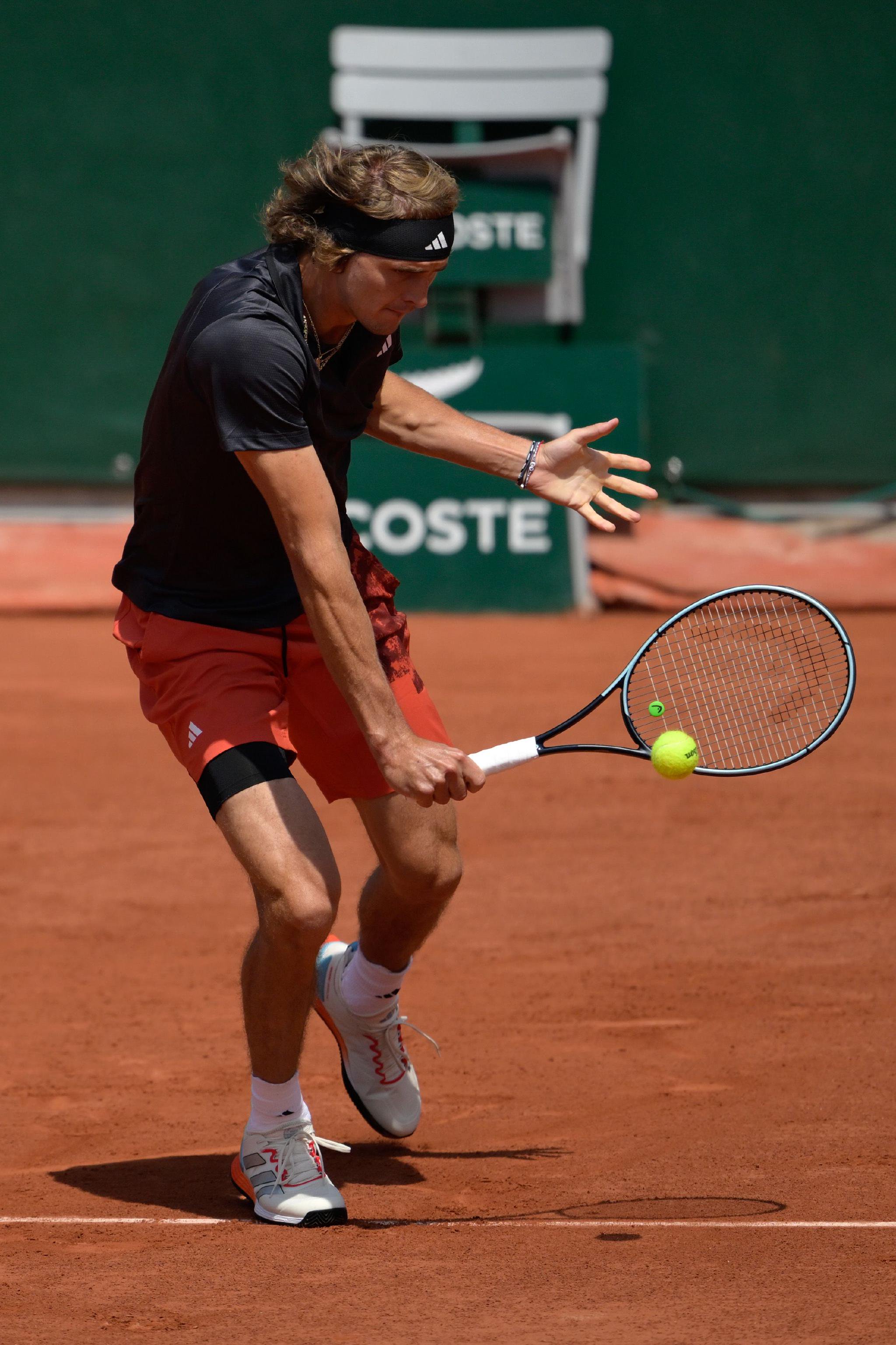 开云体育官方网站-意大利网球队血洗法国网球队，兹维列夫高光表现的简单介绍