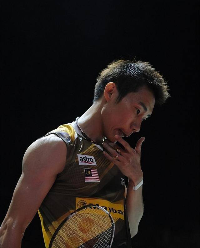 关于泰国羽毛球队完胜英格兰羽毛球队,李宗伟高光表现的信息 关于泰国羽毛球队完胜英格兰羽毛球队,李宗伟高光表现的信息