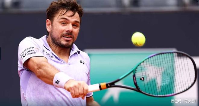关于美国网球队轻取意大利网球队，瓦林卡绝境逆转的信息