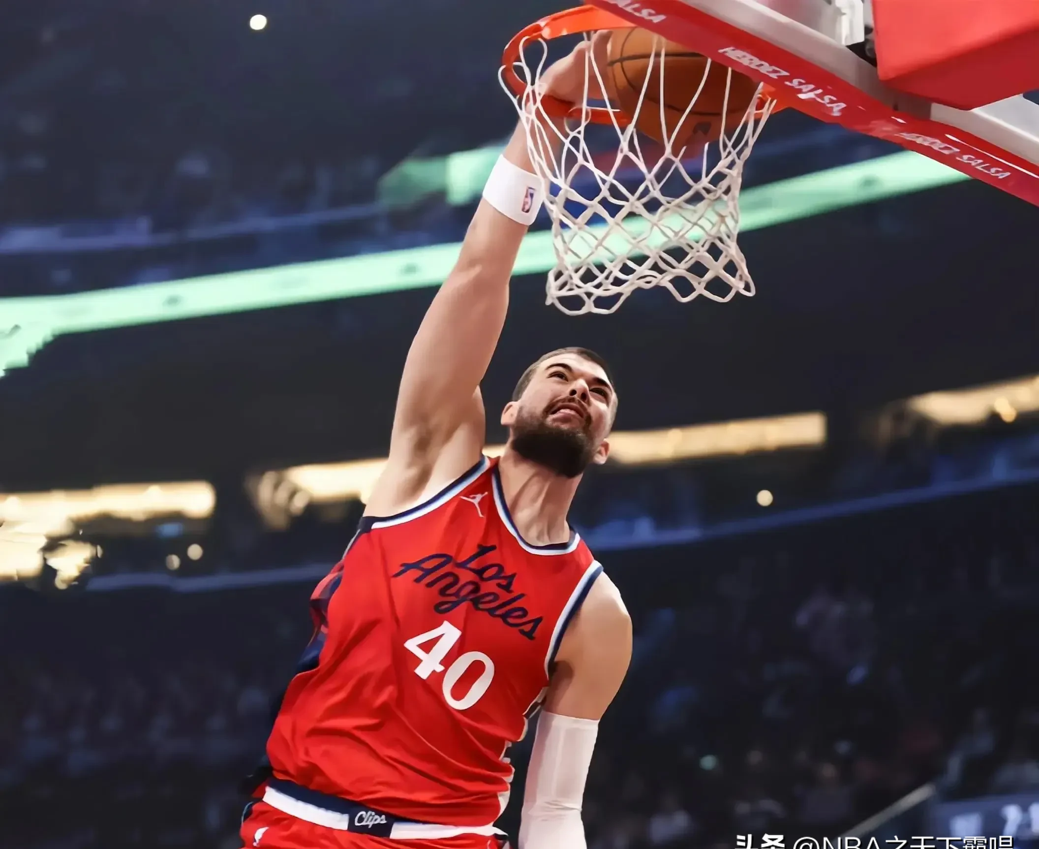 快船血洗菲律宾男篮，戈贝尔高光表现的简单介绍