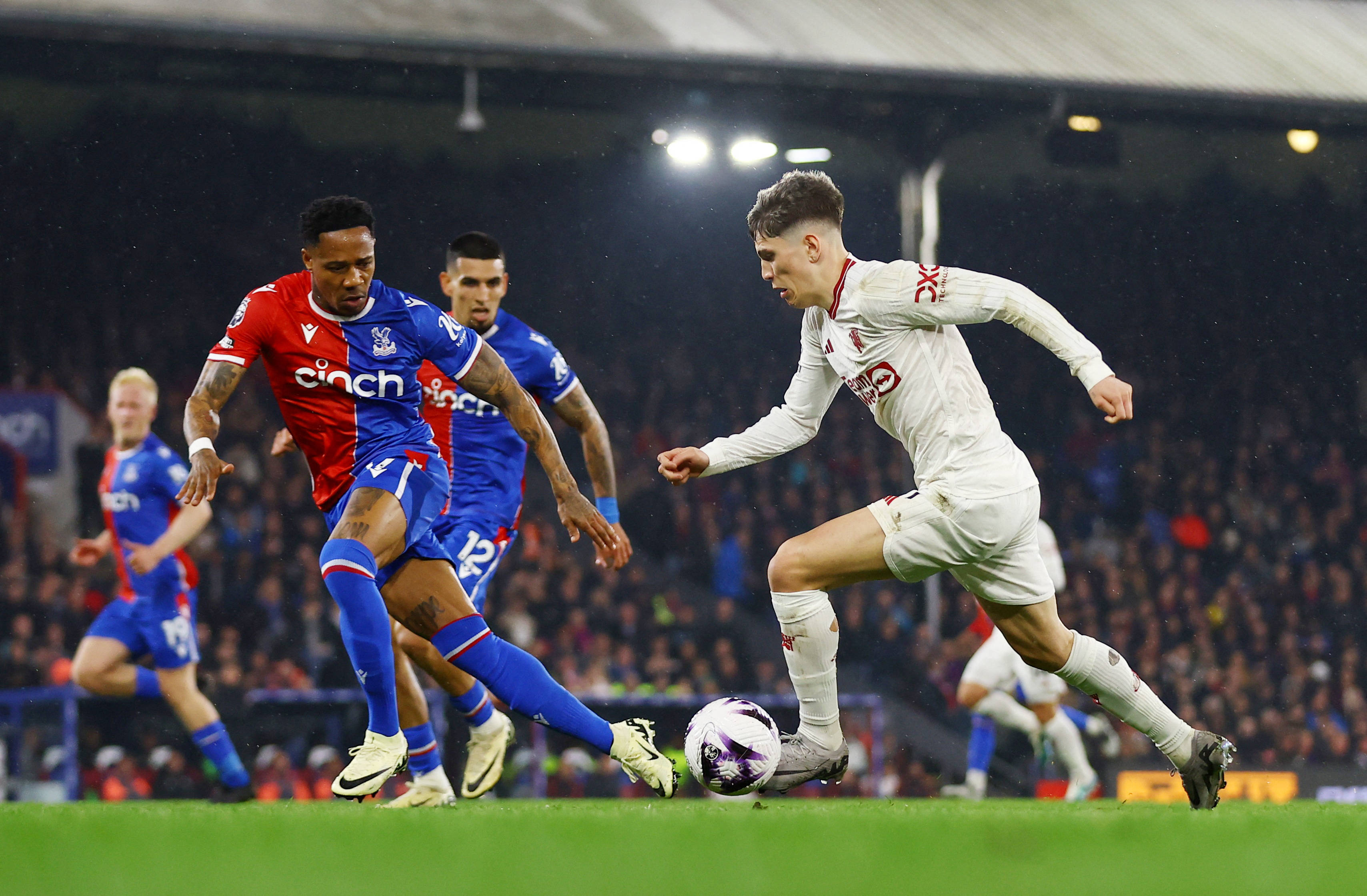 开云体育登录-关于水晶宫比不敌切尔西，遭遇连败的信息