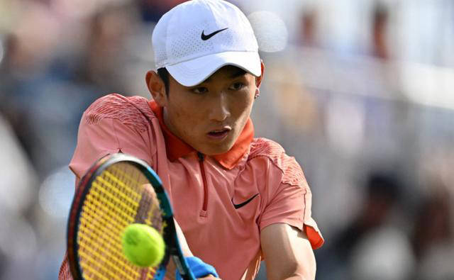 开云体育登录-中东篮球锦标赛开幕，球迷翘首期待