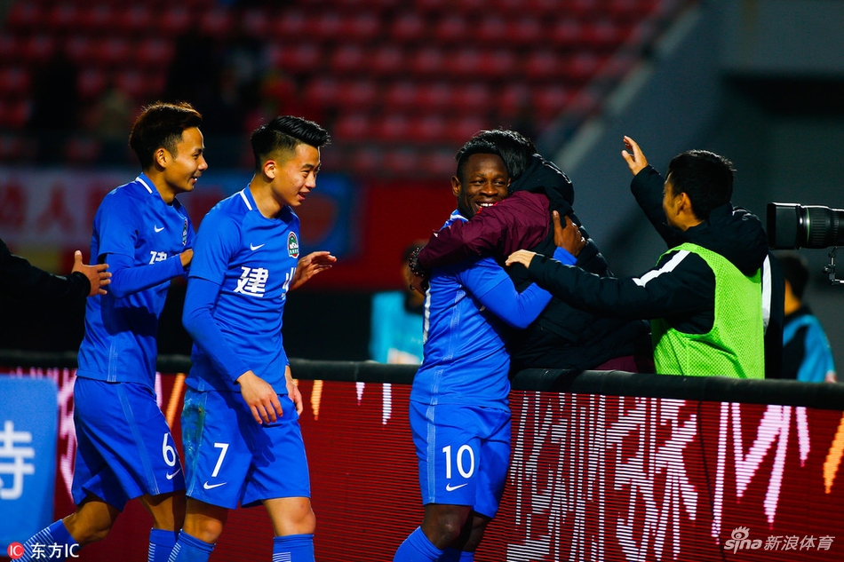 开云平台-包含延边富德客场战平建业，冲击保级目标的词条