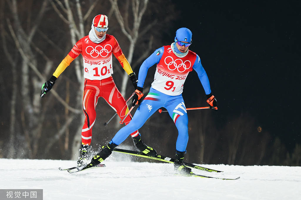 中国队险胜韩国队，黄鸭组合高光表现的简单介绍