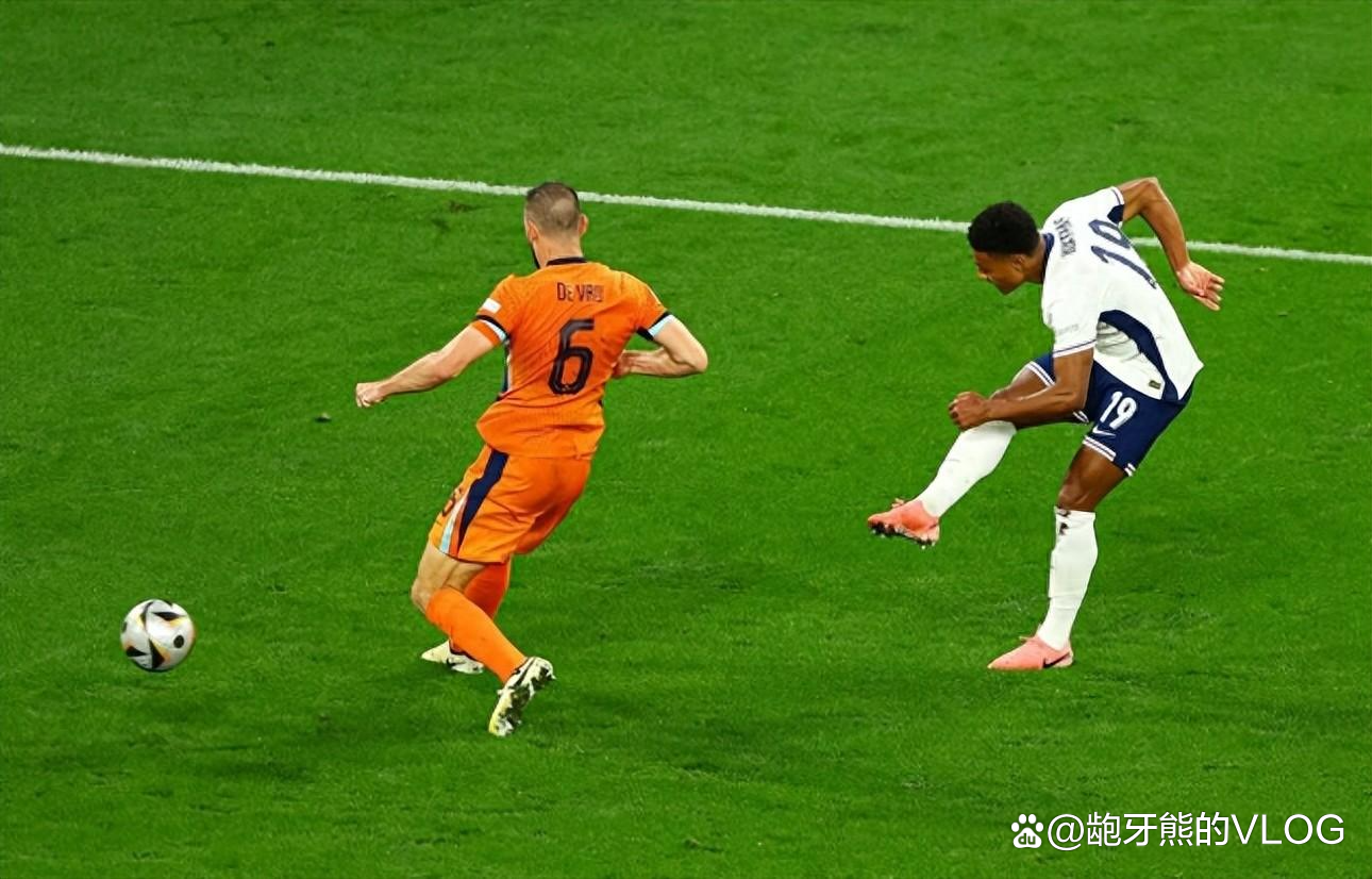 英格兰逆转荷兰，本泽马带队取胜