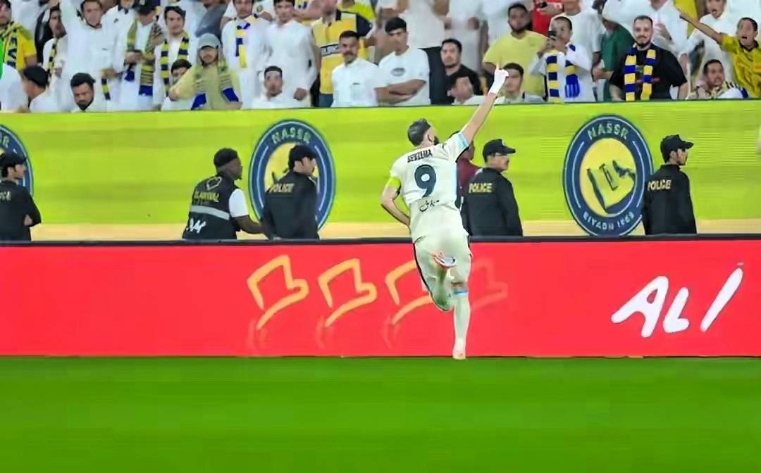 开云体育中国-多特蒙德绝杀韩国，C罗点燃赛场的简单介绍