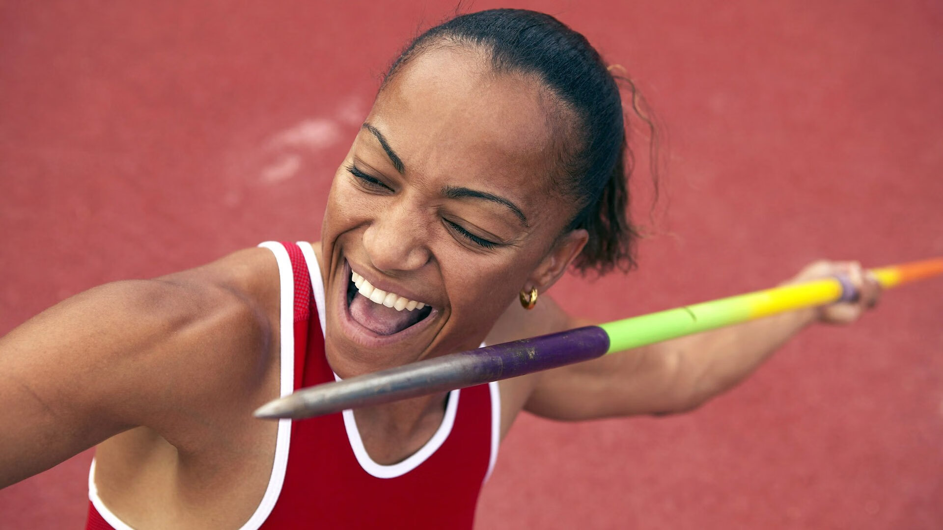 火箭翻盘广州队，拉文关键制胜，一场逆转背后的战术与意志